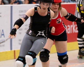Thorsten-Lasrich-RuhrPott-Roller-Girls-vs-Harbor-Girls-Hamburg-19