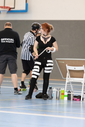 Thorsten-Lasrich-Demolition-Derby-Dolls-Hannover-vs-Suck-City-Rockn-Roller-Dolls-Breda-28