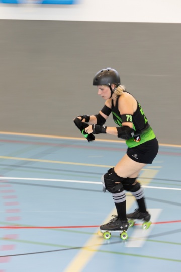 Thorsten-Lasrich-Demolition-Derby-Dolls-Hannover-vs-Suck-City-Rockn-Roller-Dolls-Breda-44