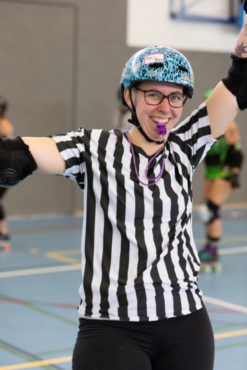 Thorsten-Lasrich-Demolition-Derby-Dolls-Hannover-vs-Suck-City-Rockn-Roller-Dolls-Breda-49