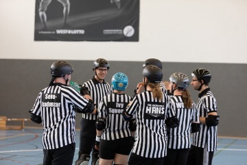 Thorsten-Lasrich-Demolition-Derby-Dolls-Hannover-vs-Suck-City-Rockn-Roller-Dolls-Breda-63