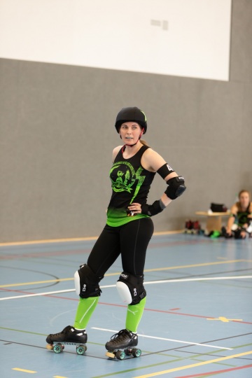 Thorsten-Lasrich-Demolition-Derby-Dolls-Hannover-vs-Suck-City-Rockn-Roller-Dolls-Breda-69