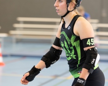 Thorsten-Lasrich-Demolition-Derby-Dolls-Hannover-vs-Suck-City-Rockn-Roller-Dolls-Breda-12