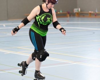 Thorsten-Lasrich-Demolition-Derby-Dolls-Hannover-vs-Suck-City-Rockn-Roller-Dolls-Breda-2