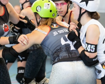 Thorsten-Lasrich-Zombie-Rollergirlz-Münster-vs-Prussian-Fat-Cats-Potsdam-31