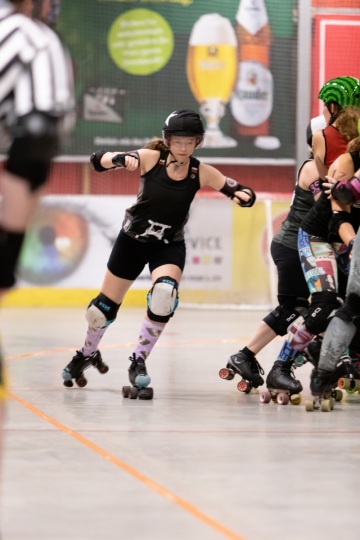 Thorsten-Lasrich-RuhrPott-Roller-Girls-vs-Blockforest-Roller-Derby-10