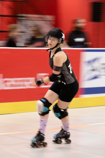 Thorsten-Lasrich-RuhrPott-Roller-Girls-vs-Blockforest-Roller-Derby-123
