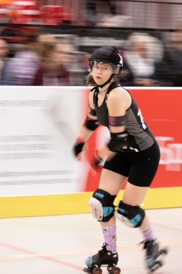 Thorsten-Lasrich-RuhrPott-Roller-Girls-vs-Blockforest-Roller-Derby-124