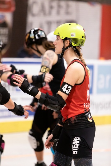 Thorsten-Lasrich-RuhrPott-Roller-Girls-vs-Blockforest-Roller-Derby-125
