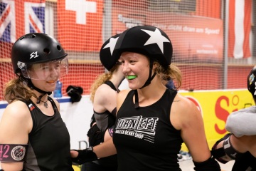 Thorsten-Lasrich-RuhrPott-Roller-Girls-vs-Blockforest-Roller-Derby-136