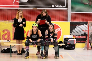 Thorsten-Lasrich-RuhrPott-Roller-Girls-vs-Blockforest-Roller-Derby-18
