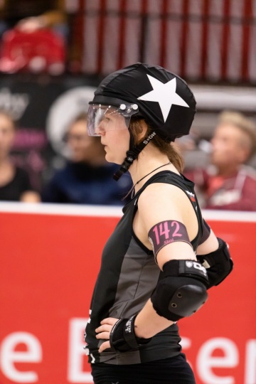 Thorsten-Lasrich-RuhrPott-Roller-Girls-vs-Blockforest-Roller-Derby-30