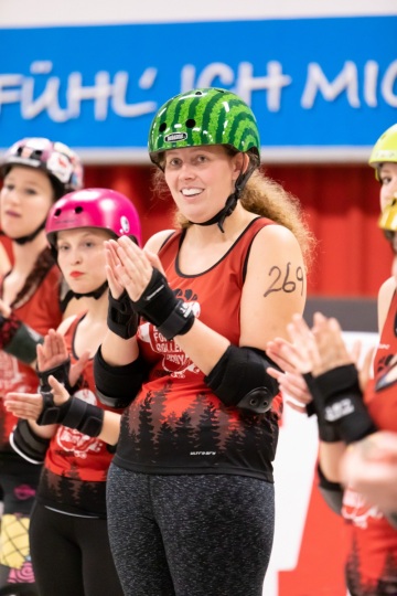 Thorsten-Lasrich-RuhrPott-Roller-Girls-vs-Blockforest-Roller-Derby-4