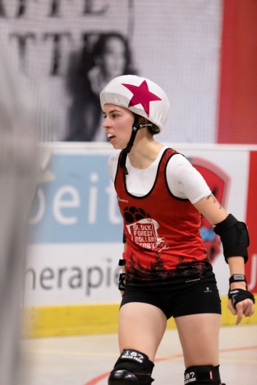 Thorsten-Lasrich-RuhrPott-Roller-Girls-vs-Blockforest-Roller-Derby-42