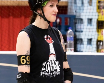 Thorsten-Lasrich-RuhrPott-Roller-Girls-vs-Blockforest-Roller-Derby-104