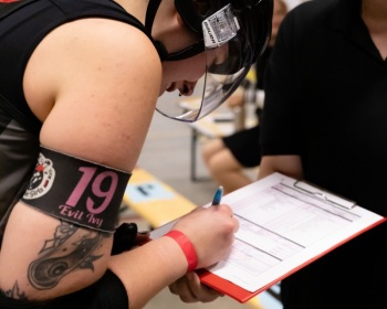 Thorsten-Lasrich-RuhrPott-Roller-Girls-vs-Blockforest-Roller-Derby-141