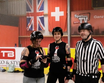Thorsten-Lasrich-RuhrPott-Roller-Girls-vs-Blockforest-Roller-Derby-145