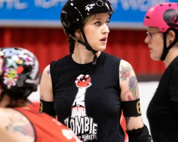 Thorsten-Lasrich-RuhrPott-Roller-Girls-vs-Blockforest-Roller-Derby-27