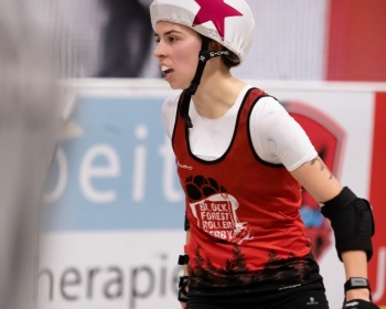Thorsten-Lasrich-RuhrPott-Roller-Girls-vs-Blockforest-Roller-Derby-42