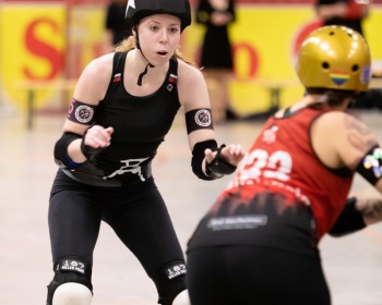 Thorsten-Lasrich-RuhrPott-Roller-Girls-vs-Blockforest-Roller-Derby-8