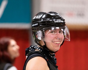 Thorsten-Lasrich-RuhrPott-Roller-Girls-vs-Blockforest-Roller-Derby-80