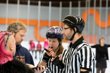 Thorsten-Lasrich-Pinktober-Bout-vs-Unbreakabellas-101