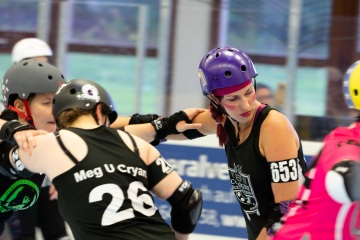 Thorsten-Lasrich-Pinktober-Bout-vs-Unbreakabellas-111