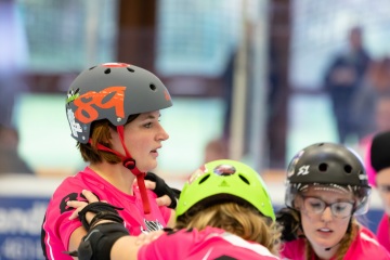 Thorsten-Lasrich-Pinktober-Bout-vs-Unbreakabellas-115