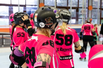 Thorsten-Lasrich-Pinktober-Bout-vs-Unbreakabellas-131