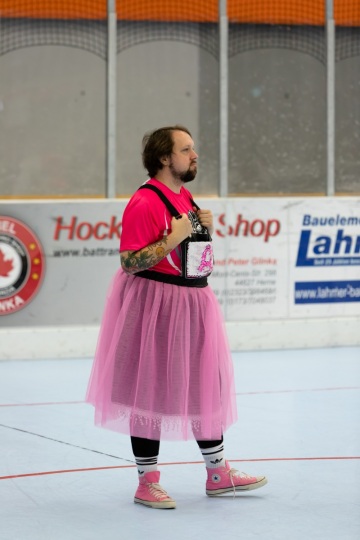 Thorsten-Lasrich-Pinktober-Bout-vs-Unbreakabellas-28