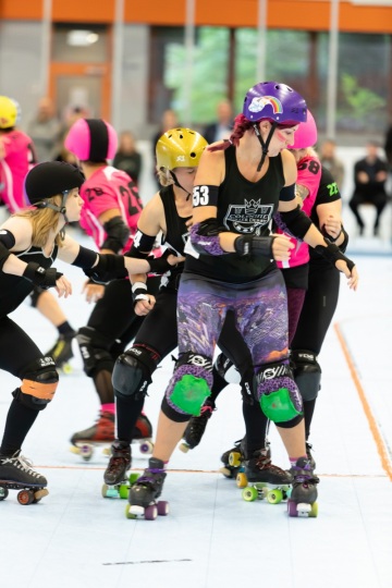 Thorsten-Lasrich-Pinktober-Bout-vs-Unbreakabellas-34