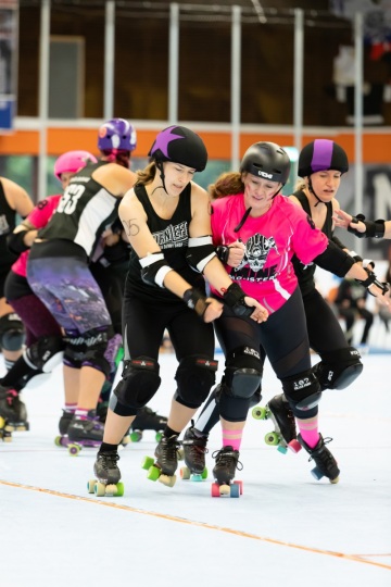 Thorsten-Lasrich-Pinktober-Bout-vs-Unbreakabellas-38