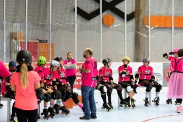 Thorsten-Lasrich-Pinktober-Bout-vs-Unbreakabellas-4