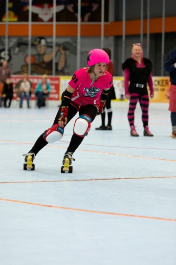 Thorsten-Lasrich-Pinktober-Bout-vs-Unbreakabellas-41