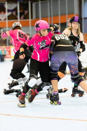 Thorsten-Lasrich-Pinktober-Bout-vs-Unbreakabellas-44