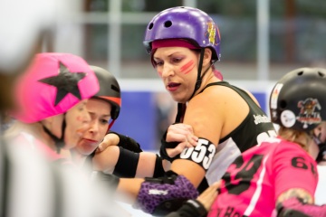 Thorsten-Lasrich-Pinktober-Bout-vs-Unbreakabellas-48