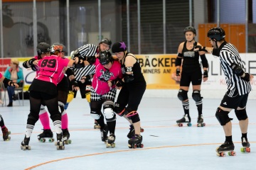 Thorsten-Lasrich-Pinktober-Bout-vs-Unbreakabellas-82