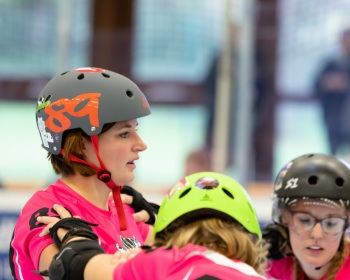 Thorsten-Lasrich-Pinktober-Bout-vs-Unbreakabellas-115