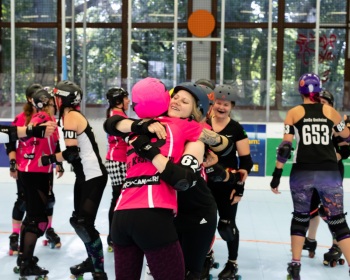 Thorsten-Lasrich-Pinktober-Bout-vs-Unbreakabellas-125