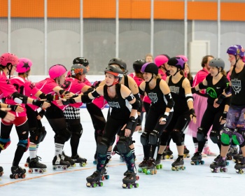 Thorsten-Lasrich-Pinktober-Bout-vs-Unbreakabellas-20