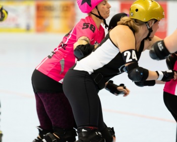 Thorsten-Lasrich-Pinktober-Bout-vs-Unbreakabellas-35