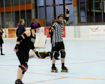 Thorsten-Lasrich-Pinktober-Bout-vs-Unbreakabellas-46