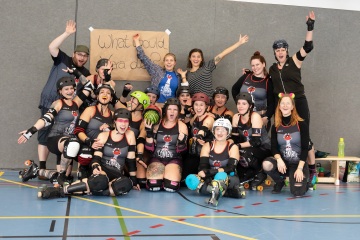 Thorsten-Lasrich-Zombie-Rollergirlz-vs-Bear-City-Roller-Derby-26