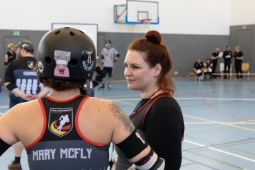 Thorsten-Lasrich-Zombie-Rollergirlz-vs-Bear-City-Roller-Derby-34