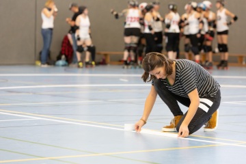 Thorsten-Lasrich-Zombie-Rollergirlz-vs-Bear-City-Roller-Derby-38