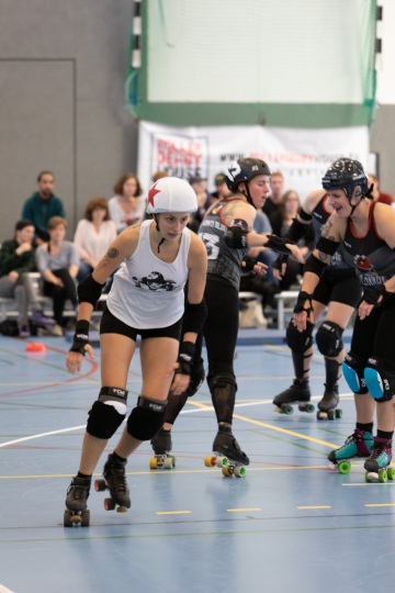 Thorsten-Lasrich-Zombie-Rollergirlz-vs-Bear-City-Roller-Derby-80