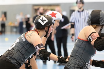 Thorsten-Lasrich-Zombie-Rollergirlz-vs-Bear-City-Roller-Derby-81