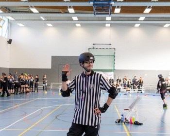 Thorsten-Lasrich-Zombie-Rollergirlz-vs-Bear-City-Roller-Derby-27