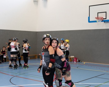 Thorsten-Lasrich-Zombie-Rollergirlz-vs-Bear-City-Roller-Derby-28