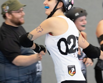 Thorsten-Lasrich-Zombie-Rollergirlz-vs-Bear-City-Roller-Derby-45